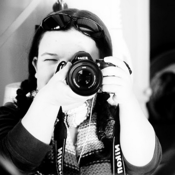 Meet your Posher, Ellie - Picture 1 of 1